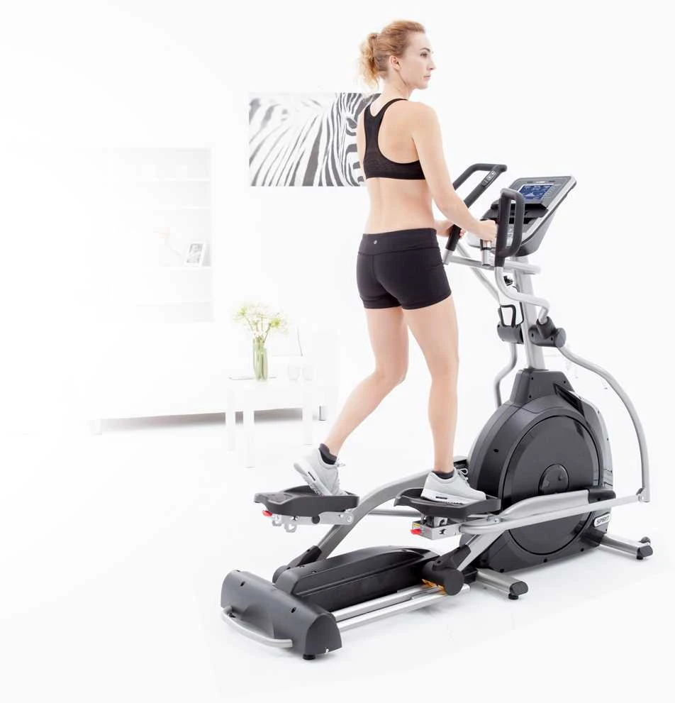 Elipsinis treniruoklis SPIRIT XE395