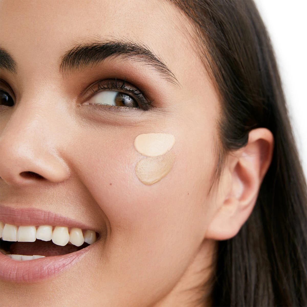 Eucerin Oil Control Dry Touch Gel Cream SPF 50+ Tinted Medium apsauginis kremas nuo saulės su atspalviu, 50 ml aprašymas - Prekės nuotrauka
