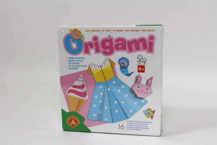 Alexander Aleksandras, origami - mano pirmoji origami - suknelė