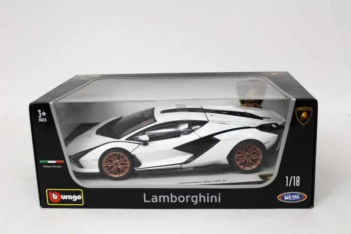 Bburago BBU 1:18 LamborghiniSian FKP37 baltas 11046WT 14378