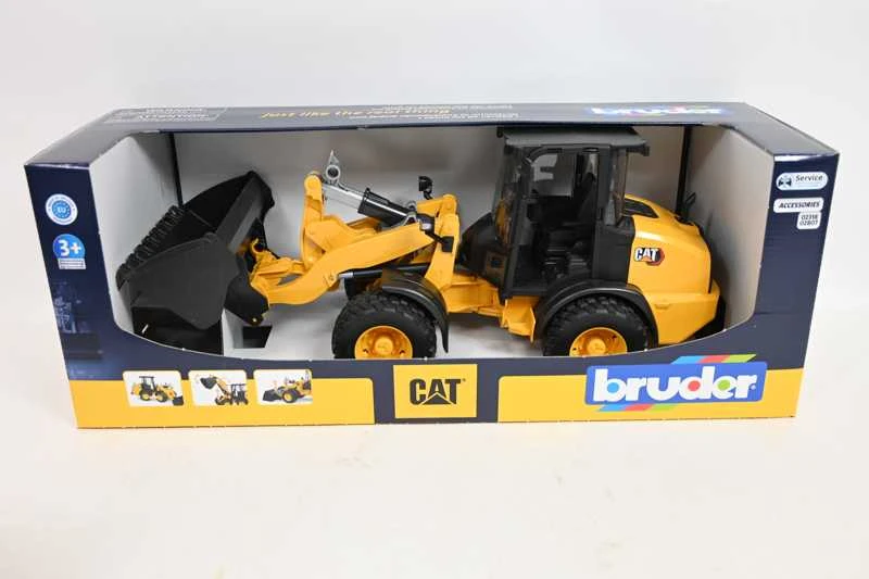 BRUDER krautuvas CAT, 02485