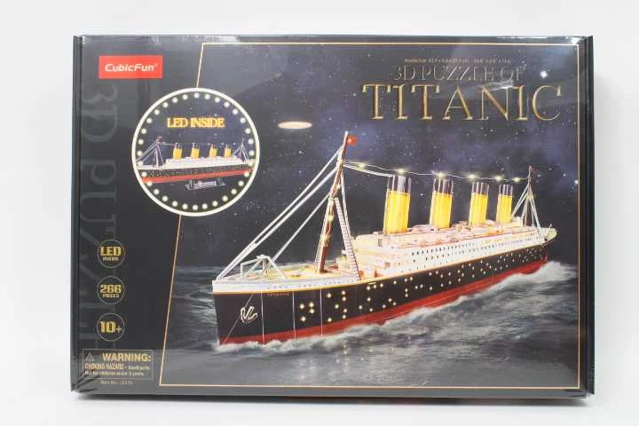 CUBICFUN 3D dėlionė su LED apšvietimu „Titanic“