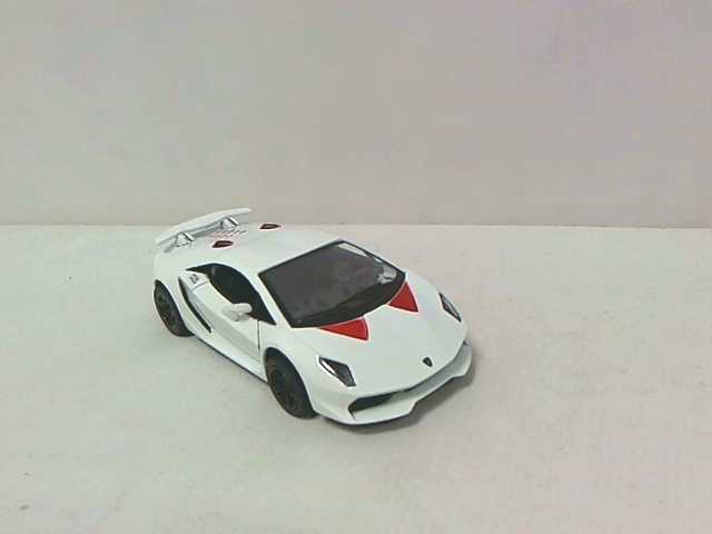Hipo Lamborghini Sesto Elemento sportinis automobilis