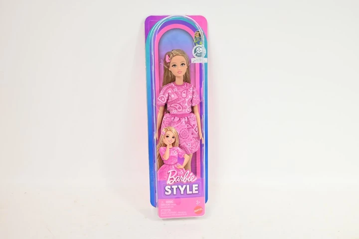Mattel BARBIE FASHIONISTAS lėlė madistė šviesiais plaukais (JJN62)