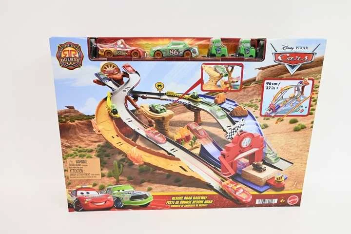 Mattel „Disney Cars“ – Radiator Springs lenktynių ir gelbėjimo gelbėjimo kelio lenktynių rinkinys su 4 žaisliniais automobiliais (JFL57)