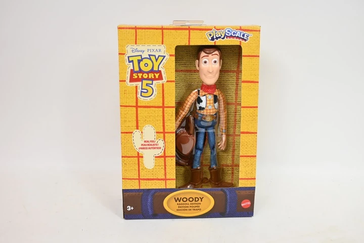 Mattel Disney Toy Story 5 figurka szmacianka Chudy Woody 23,5 cm