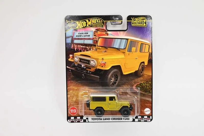Mattel HW Premium Toyota Land Cruiser FJ43 JBL25 /10