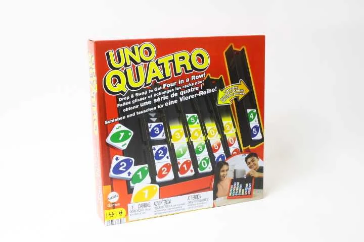 UNO „Quatro“ stalo žaidimas