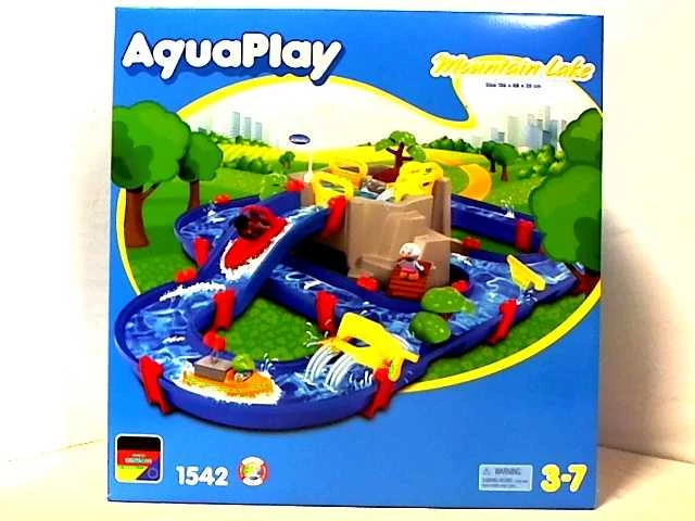 Dickie Didelis vandens trasos kalnų kalnas su „Aquaplay 69 Ele“ kriokliu.