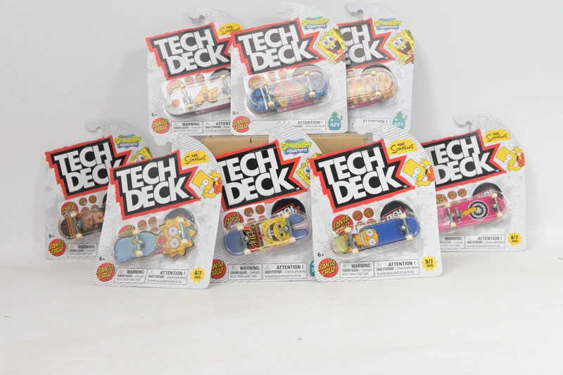Spin Master Riedlentė Fingerboard 1 Szt Santa Cruz Spongebob / The Simpsons Tech Deck