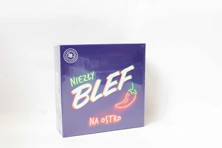 „Trefl 02302“ stalo žaidimas: malonus blefas aštrioms akims