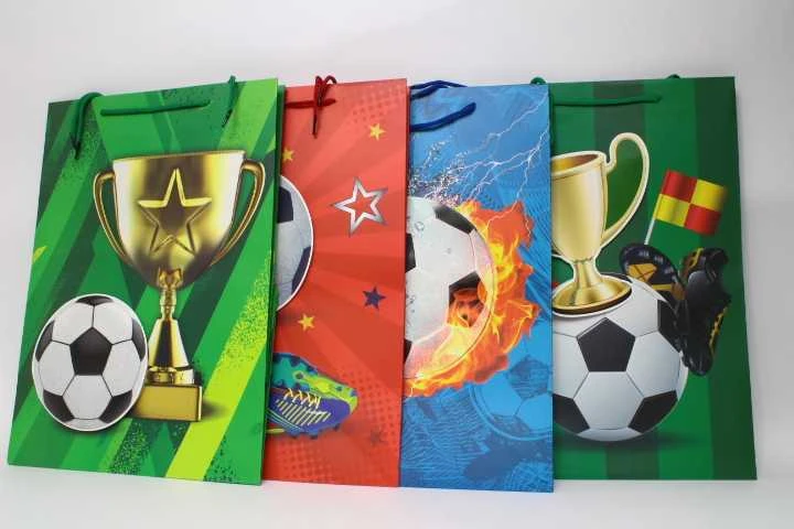 Futbolo tematikos dovanų maišeliai 4 vnt.
