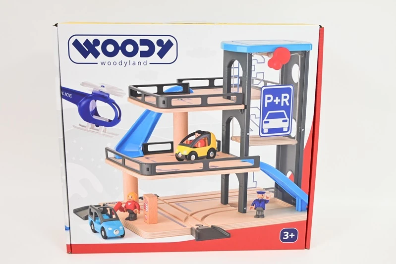 WOODYLAND Garažas su automobiliais ir žemės sklypu.d/helikopt.30746