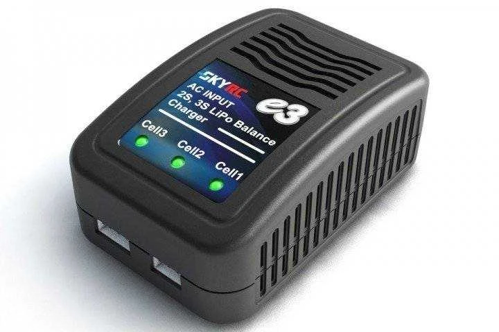 SkyRC E3 LiPo įkroviklis