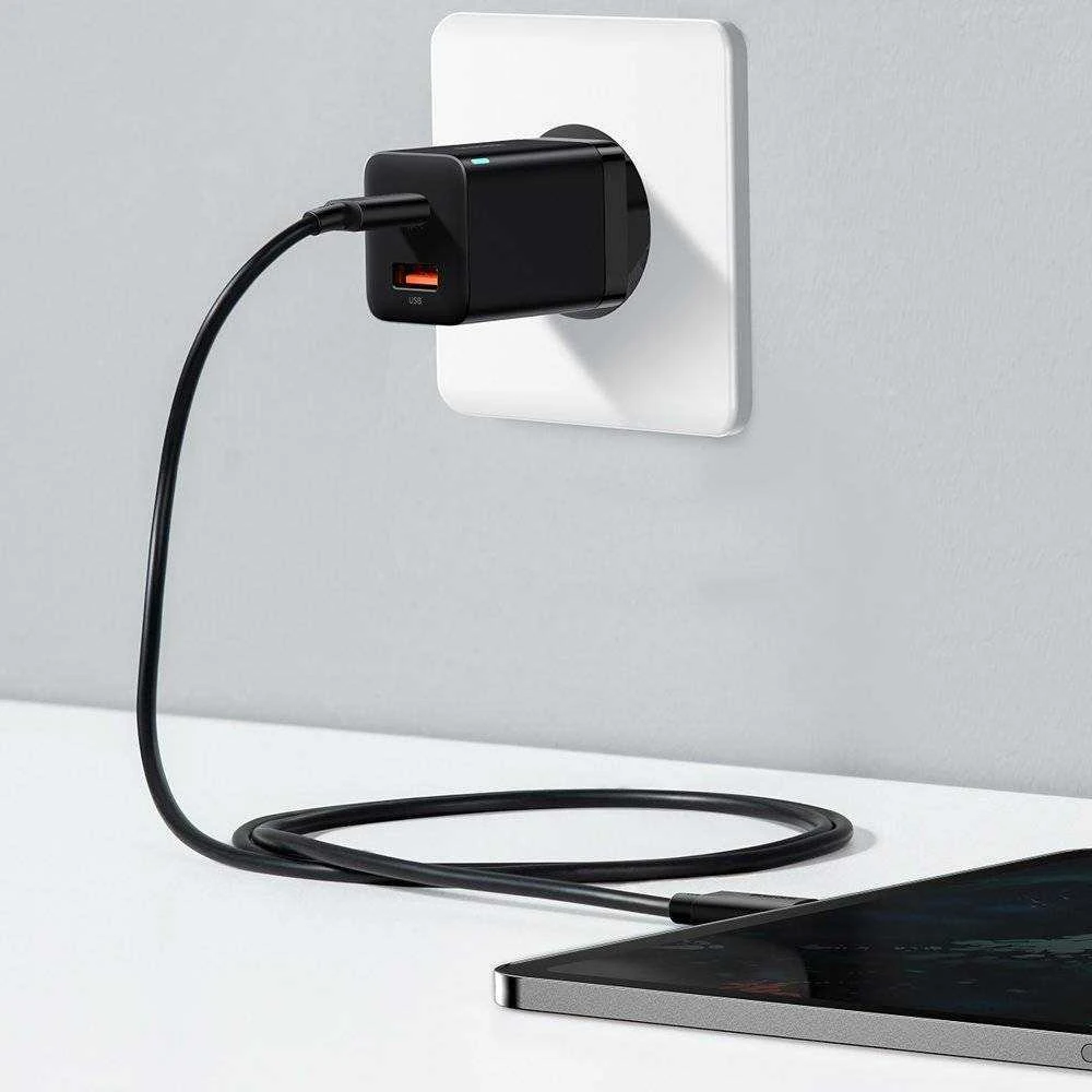Baseus Super Si Pro įkroviklis USB + USB-C 30W - Juodas