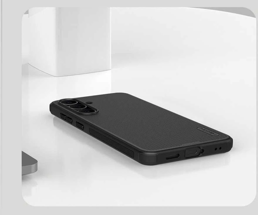 Nillkin Super Frosted PRO Magnetic Back dėklas skirtas Samsung Galaxy S25 FE juodos spalvos