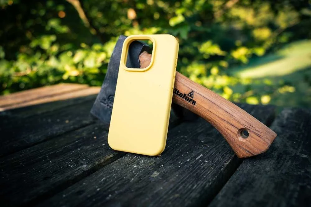 Tactical MagForce Velvet Smoothie dėklas skirtas Apple iPhone 17 Pro Banana