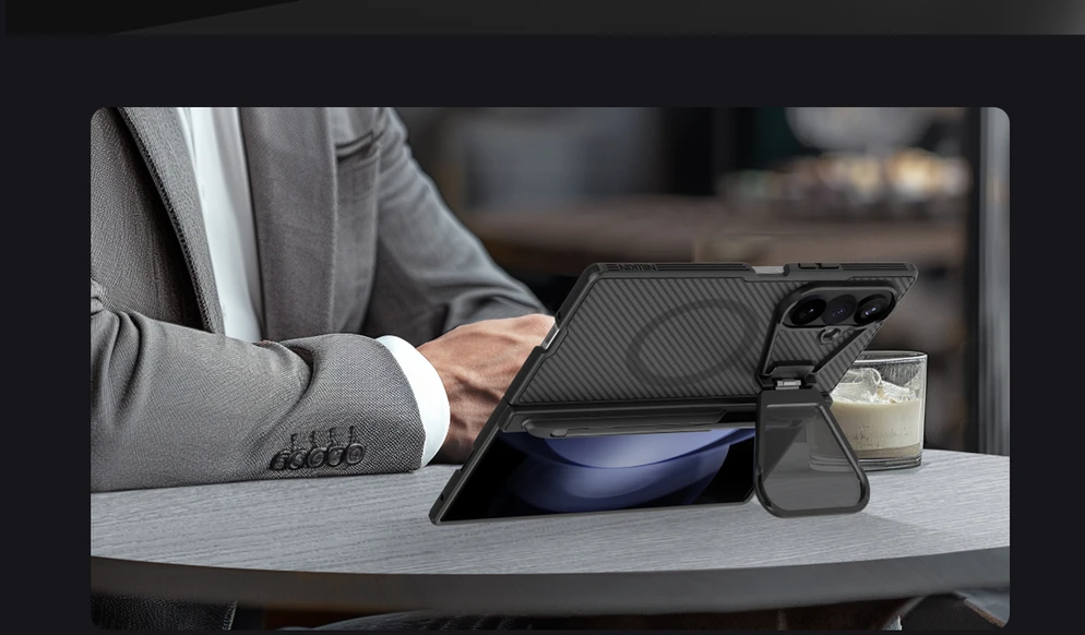 Nillkin CamShield Prop Magnetic Pen Slot (skaidrus Lens) dėklas skirtas Samsung Galaxy Z Fold 8 Ultra skaidrus juodos spalvos