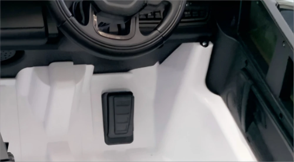 Vaikiškas elektromobilis MUKUTISRIDES Land Rover Discovery Sport (baltas, vienvietis)