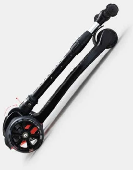 Triratis paspirtukas Scooter juodas