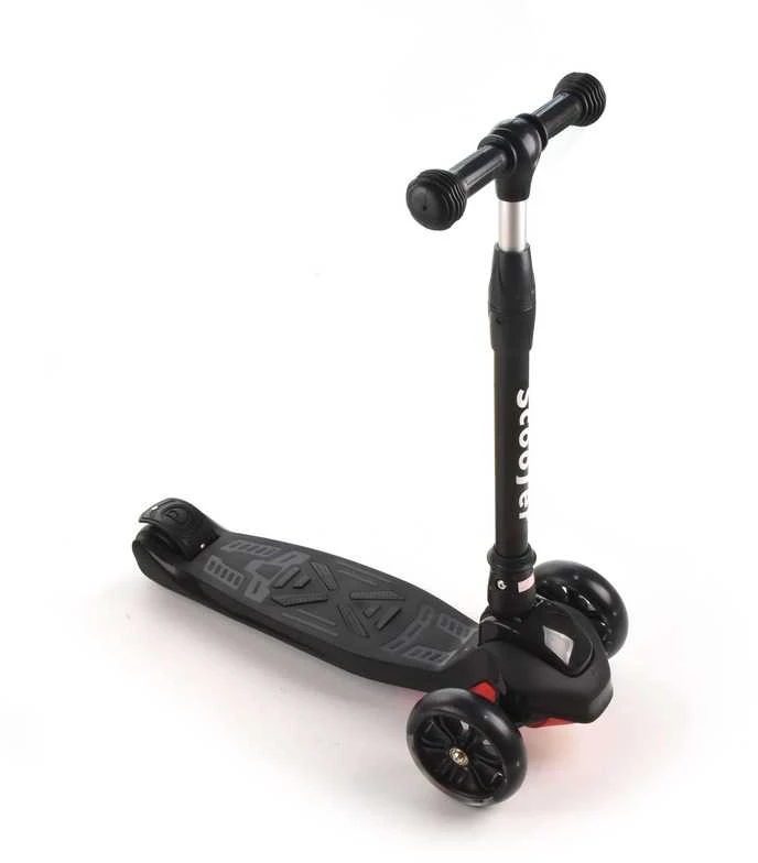 Triratis paspirtukas Scooter juodas