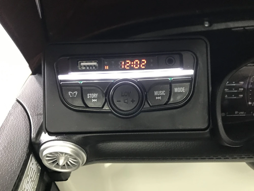 Vaikiškas elektromobilis MUKUTISRIDES Mercedes-Benz SL63 (baltas, vienvietis)