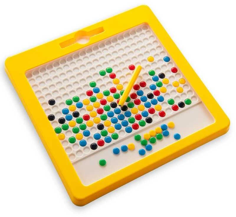 Magnetinė piešimo lenta MagPad Dots vaikams nuo 4 metų, lavina smulkiąją motoriką, su magnetiniu rašikliu, geltona
