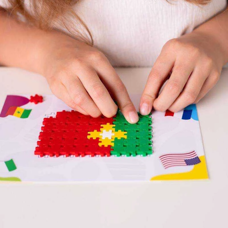 Meli Minis edukacinis 700 dalių pasaulio vėliavų konstruktorius vaikams nuo 3 metų, spalvotas