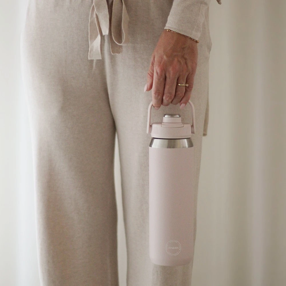 AYA&IDA Nerūdijančio plieno sportinė gertuvė 'Soft Rose' - 700 ml