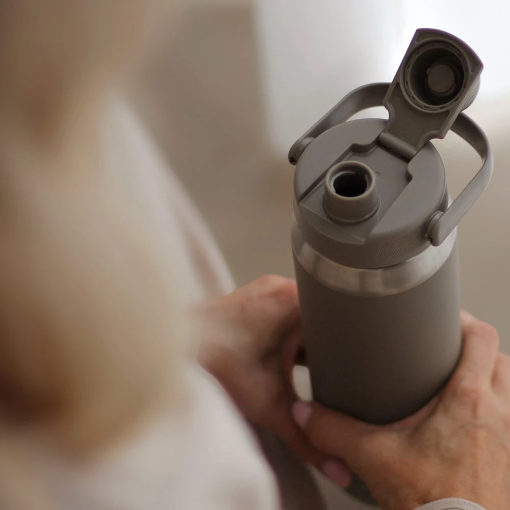 AYA&IDA Nerūdijančio plieno sportinė gertuvė 'Driftwood' - 700 ml