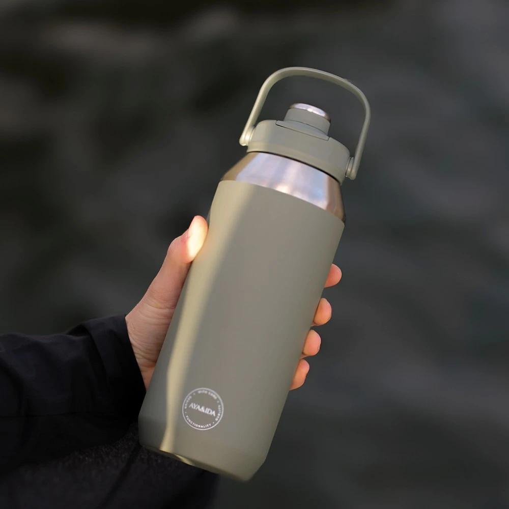AYA&IDA Nerūdijančio plieno sportinė gertuvė 'Tropical Žalias' - 950 ml