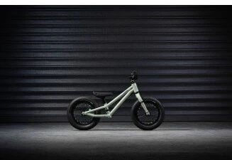 Balansinis dviratis Early Rider Charger 12" | Žalias