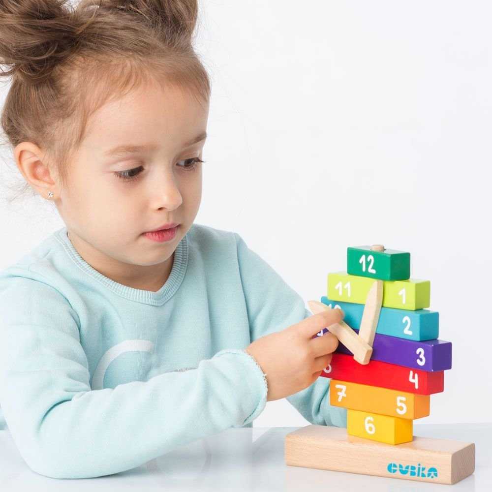 Cubika Medinis rūšiavimo žaislas "Laikrodis"