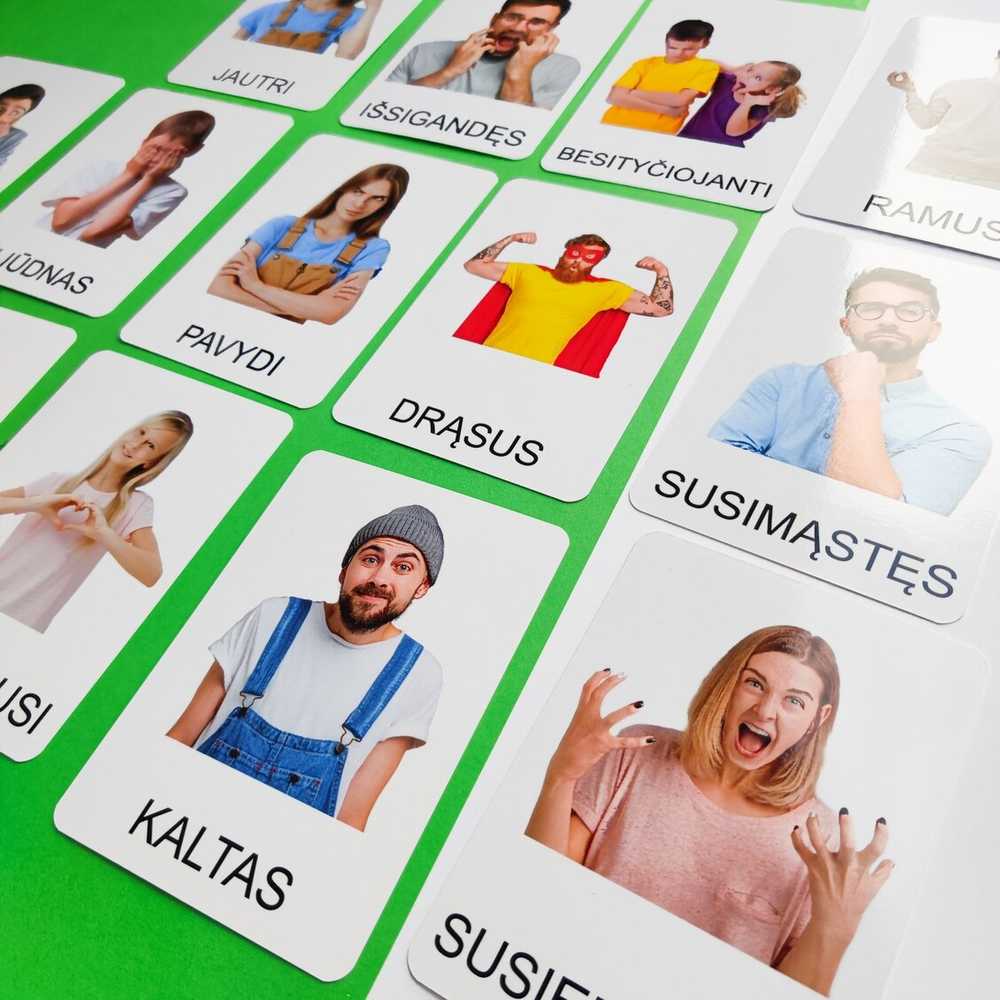 Lietuvos Kurejai Lavinamųjų kortelių rinkinys „Emocijos“ (realios nuotraukos)