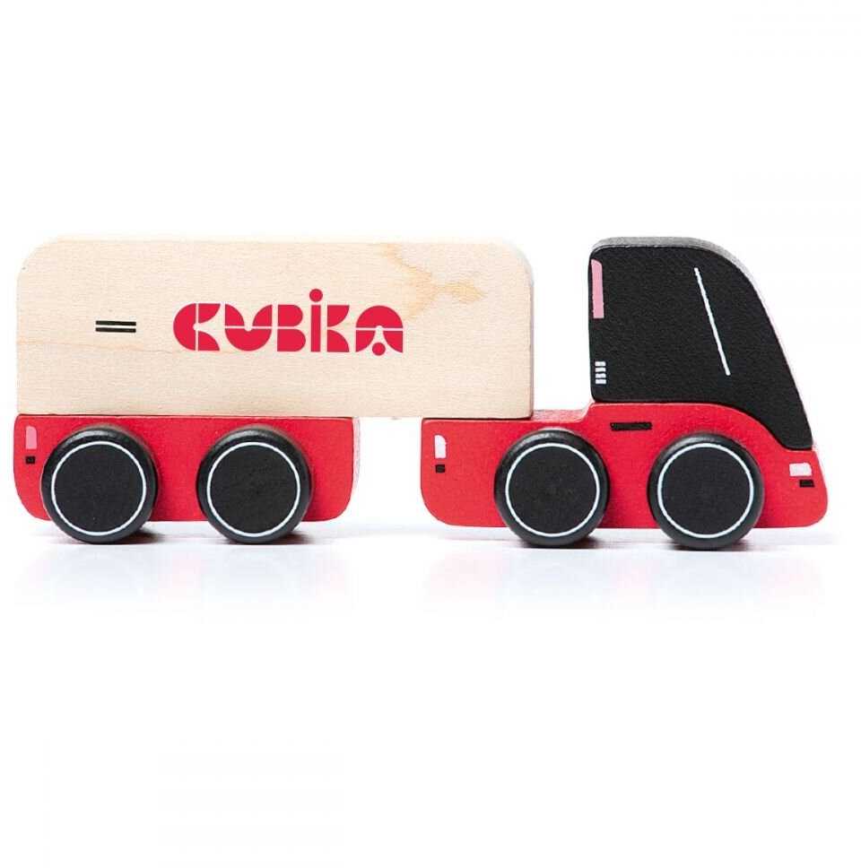 Mediniai automobilis Cubika Sunkvežimis