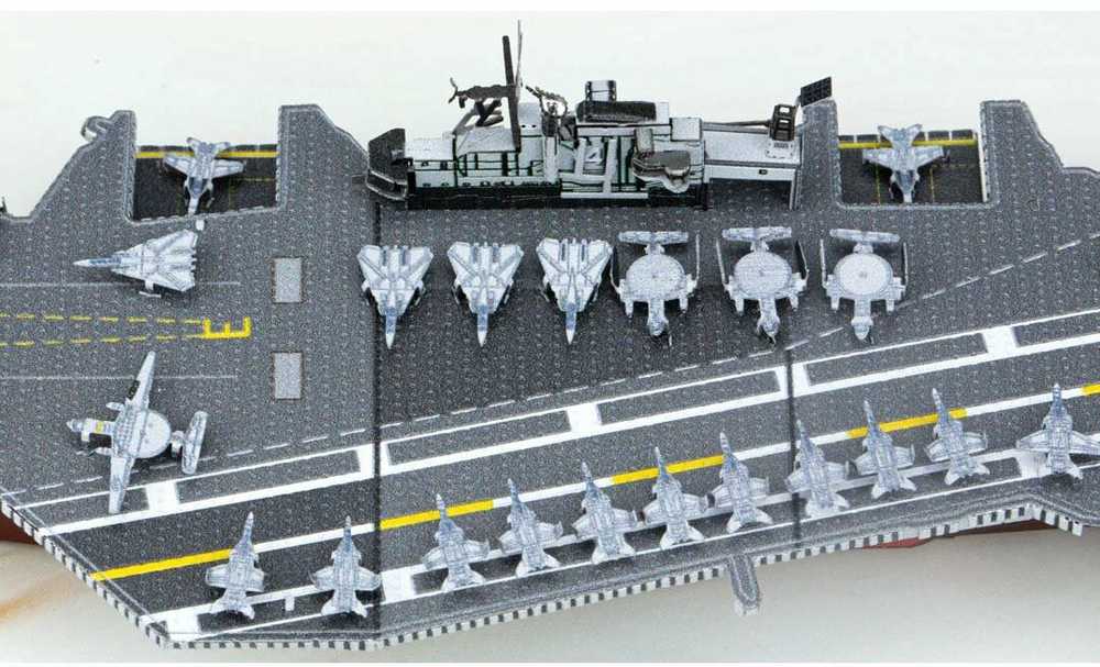 Metal Earth Metalinis 3D konstruktorius USS Midway