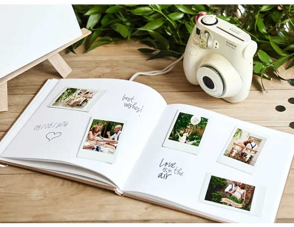 PartyDeco Albumas knyga svečių palinkėjimams Širdelė 20,5x20,5 cm, 22 psl ruda