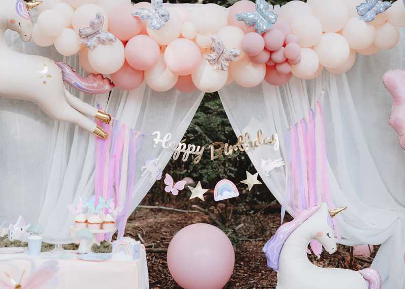 PartyDeco Girlianda Happy Birthday Vienaragiai, 230x17.5 cm