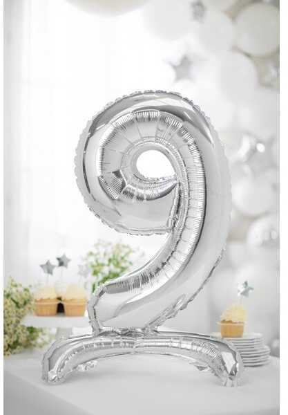 PartyDeco Pastatomas sidabrinis balionas Skaičius, 70cm, Skaičius: 9