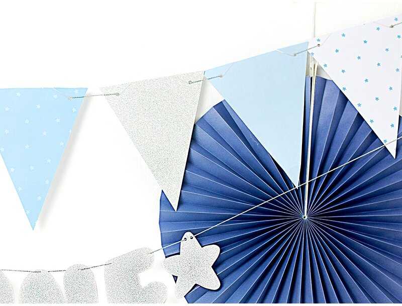 PartyDeco Trikampiukų girlianda Melsva