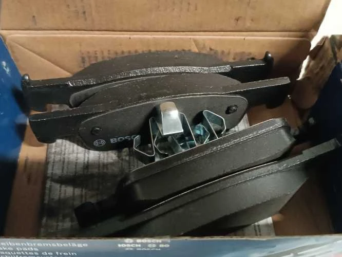 Ecost prekė po grąžinimo Bosch BP1506 stabdžių kaladėlė priekinės ašies ECER90 sertifikavimas (Atnaujinta)