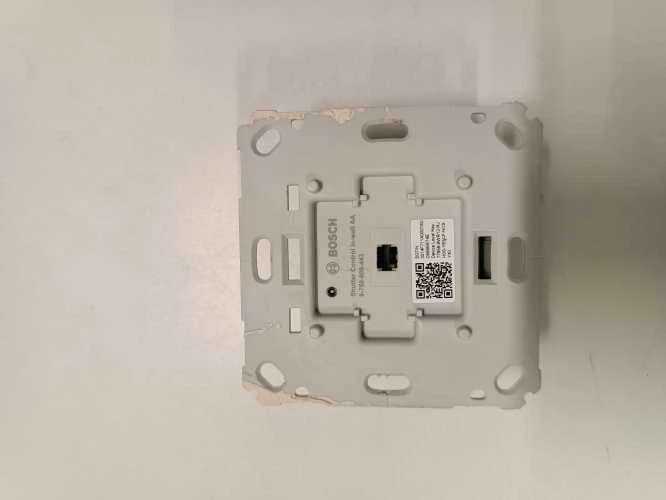 Ecost prekė po grąžinimo BOSCH Smart Home" žaliuzių valdymas (Vokietija ir Austrija), baltas, 875000 (Atnaujinta)