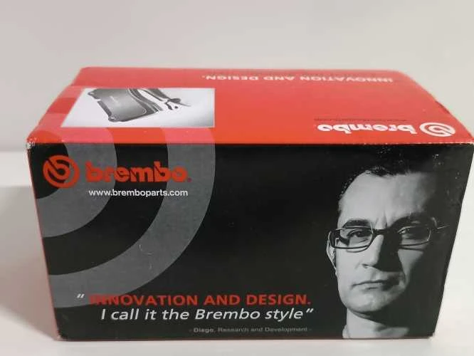 Ecost prekė po grąžinimo Brembo P28023 Front Disc Brake Pad - Set of 4 (Atnaujinta)