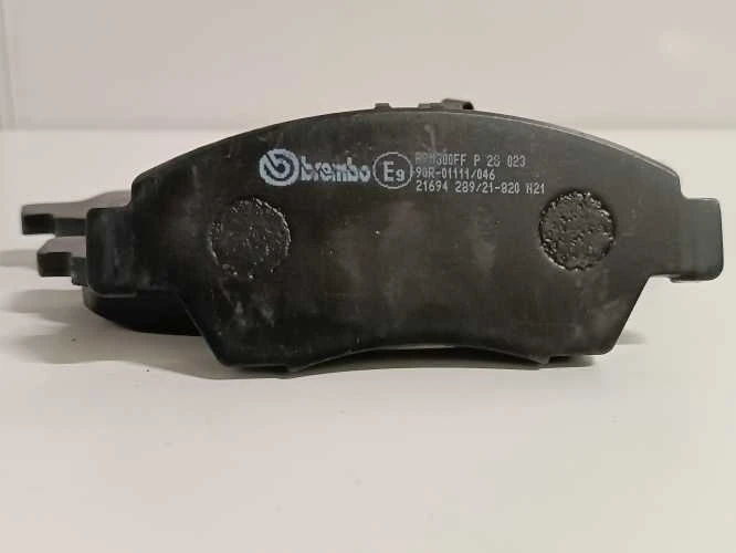 Ecost prekė po grąžinimo Brembo P28023 Front Disc Brake Pad - Set of 4 (Atnaujinta)