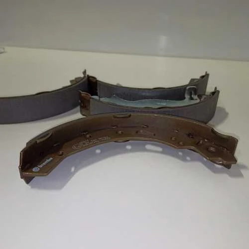 Ecost prekė po grąžinimo Brembo S24540 Brake Shoes (Atnaujinta)