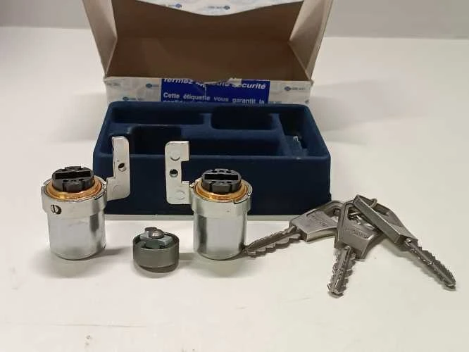 Ecost prekė po grąžinimo Bricard 811900 cilindro užraktas apvalus rutulys 39,5 cm dvigubas chromas (Atnaujinta)