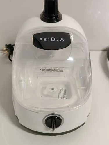 Ecost prekė po grąžinimo Fridja f1000 Professional Vertical Garment/Steamer Ideal for Suits and Deli (Atnaujinta)