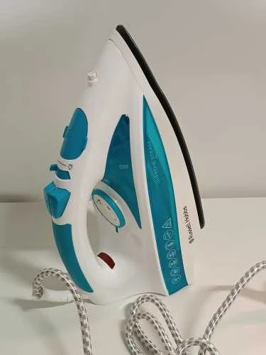 Ecost prekė po grąžinimo, Garų lygintuvas Russell Hobbs Supreme Steam Pro (2600 W, 140 g/min (Atnaujinta)