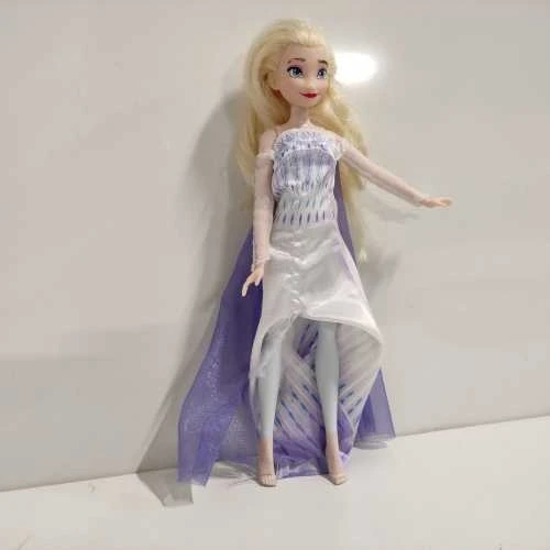 Ecost Prekė po grąžinimo Hasbro F1411 Frozen 2 Elsa Lėlė, Suknelė, Bateliai ir Ilgos Plaukų Sruogos (Atnaujinta)