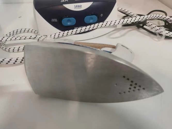 Ecost prekė po grąžinimo, Imetec Zerocalc Ps1 2000 kompaktiškas lygintuvas, siurblio slėgis iki 3,8 (Atnaujinta)